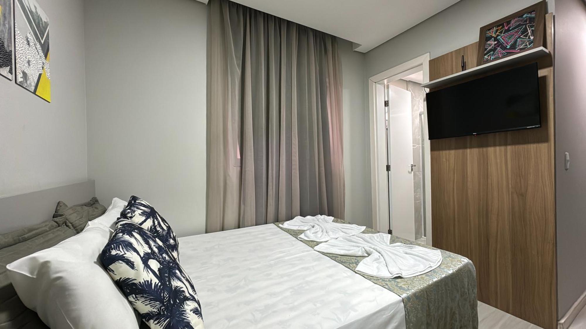 09- Studio Lindamente Decorado! Ideal Para Casal!!! 쿠리치바 외부 사진