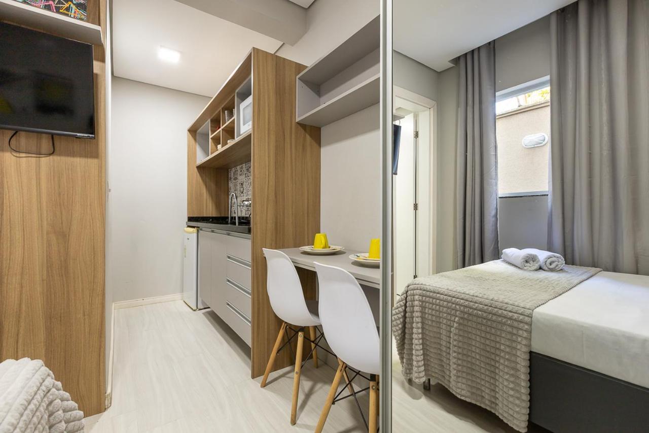09- Studio Lindamente Decorado! Ideal Para Casal!!! 쿠리치바 외부 사진